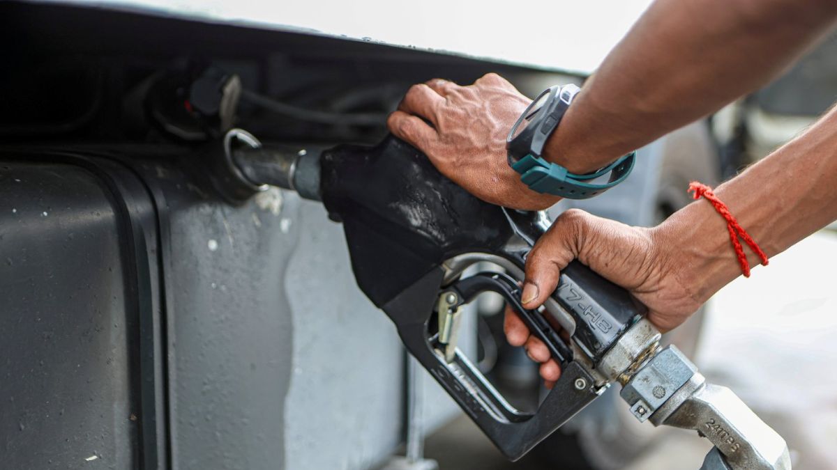 Champika warns diesel price may cross Rs. 700