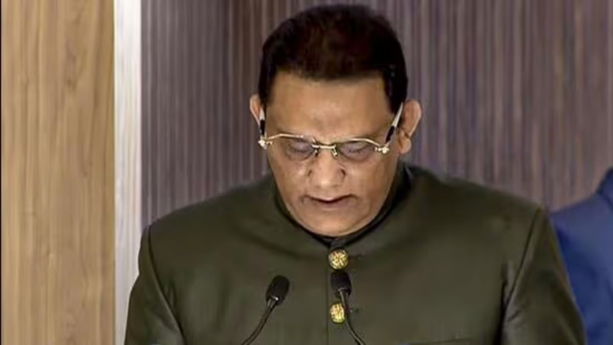 Mohammad Azharuddin sworn into Telangana Cabinet